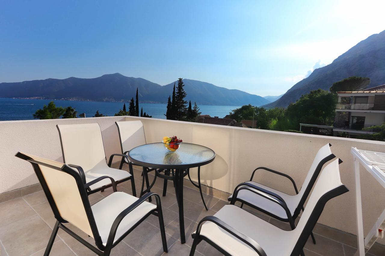 Jr Luxury Apartment Kotor Bagian luar foto